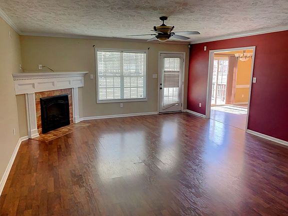 4th image of 361 Livingston Dr