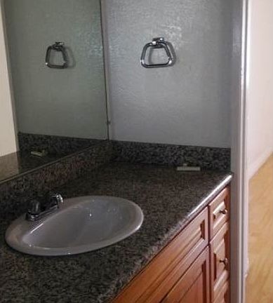 5th image of 7636 Fulton Ave APT 219