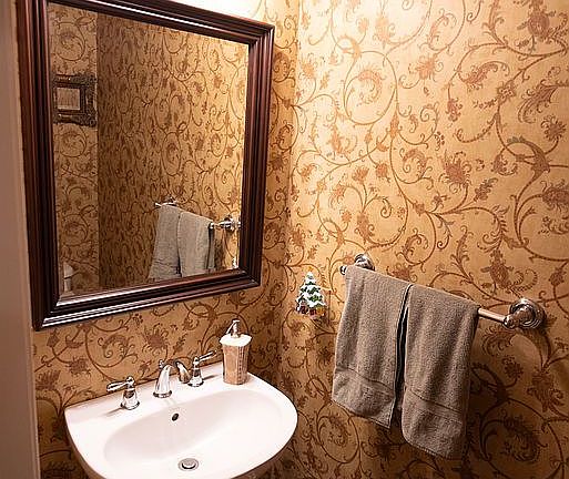 5th image of 94 Paget Ln