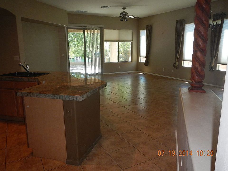 1st image of 15281 S Via Lago Del Encanto
