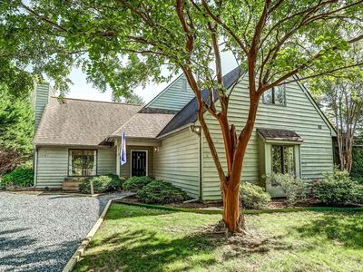 1087 Highlands Dr, Charlottesville, VA, 22901