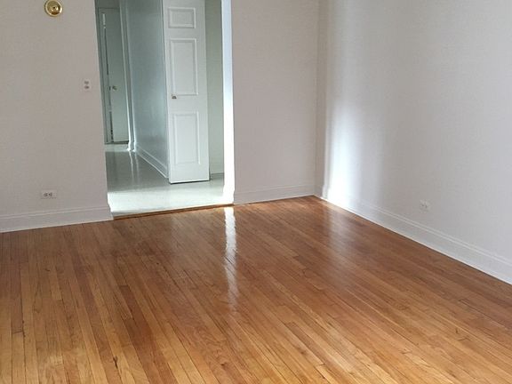 2nd image of 5421 W Washington Blvd APT 205