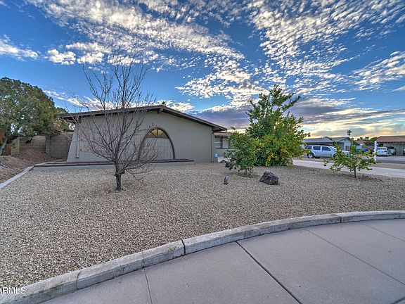 3rd image of 4826 W Desert Hills Dr
