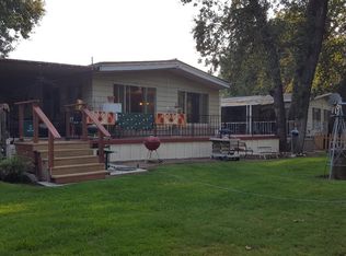 339 N Frankwood Ave SPC 2, Sanger, CA 93657
