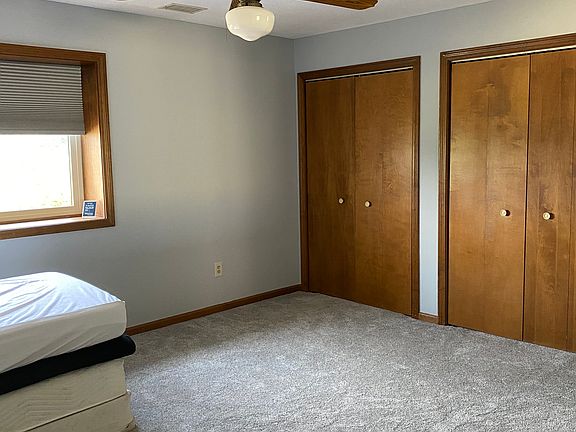 2nd image of 702 Summer Hill Dr #702