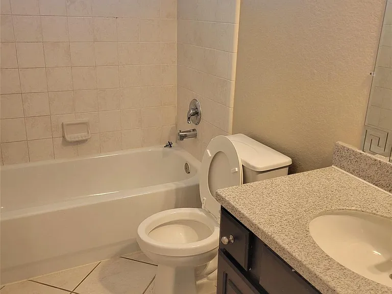 2134 Hill Canyon Ct — Photo 31