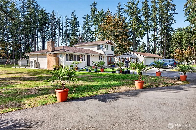 3rd image of 15818 SE 287th Street