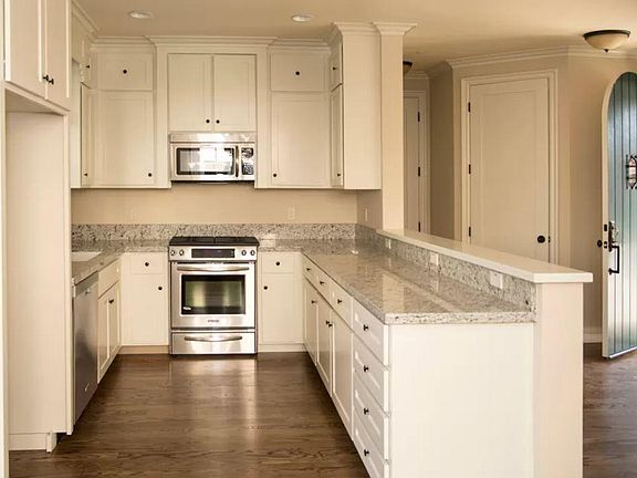 5th image of 955 Boccoli St