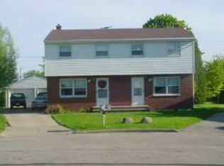 1118 Melrose Ct, Neenah, WI 54956