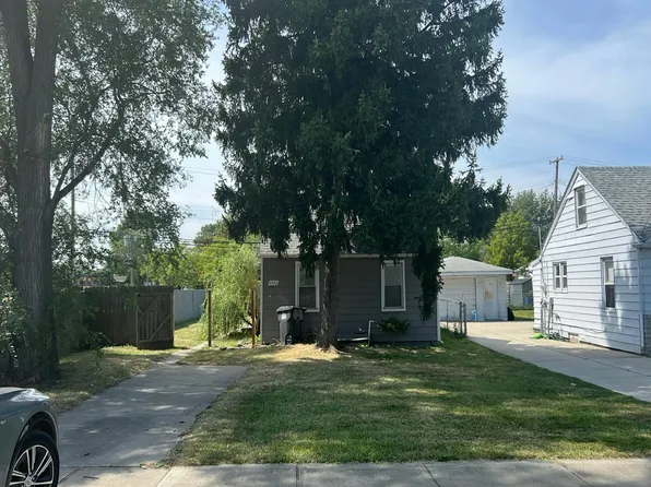 6962 Beech Daly Rd, Taylor, MI 48180