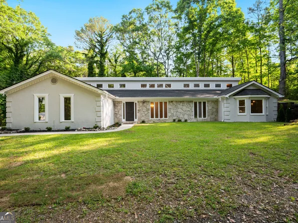 2531 Bonds Lake Rd NW, Conyers, GA 30012