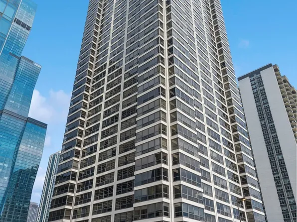 360 E Randolph St APT 705, Chicago, IL 60601