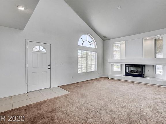 5th image of 1382 Echo Falls Ave