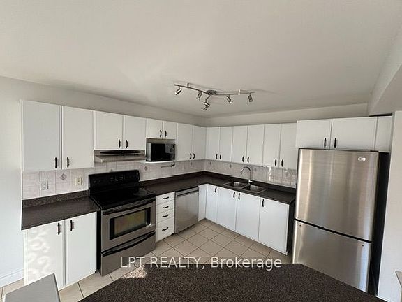 4th image of 323 Berrigan Dr