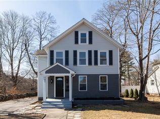 597 Ocean Ave, New London, CT 06320