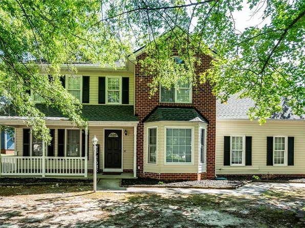 536 Green Orchard Dr, Chester, VA 23836