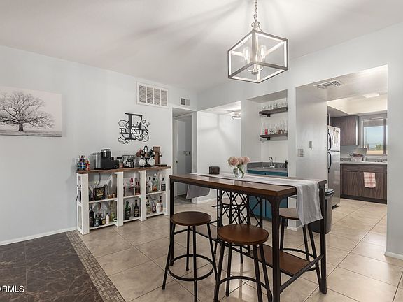 5th image of 10828 N Biltmore Dr APT 202