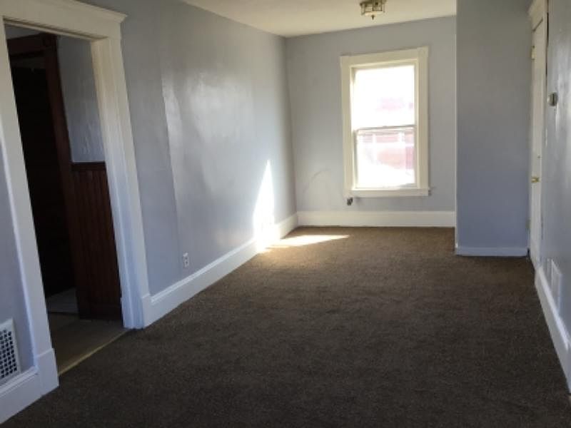 2nd image of 616 Park Ave