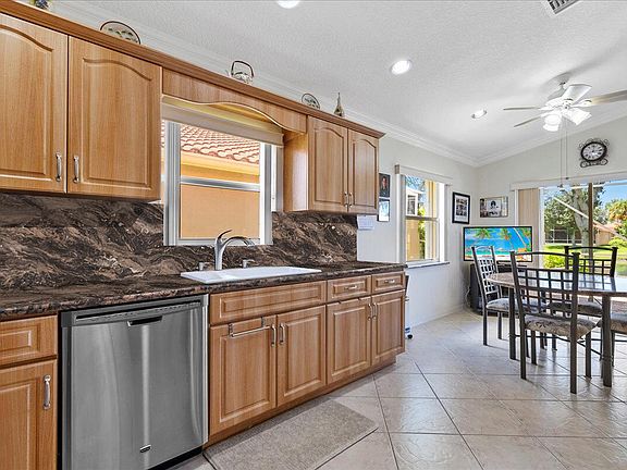 2nd image of 7792 Campania Drive