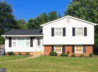 6011 Larkspur Dr, Alexandria, VA 22310