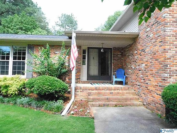 5th image of 9305 Grandfield Ln SE