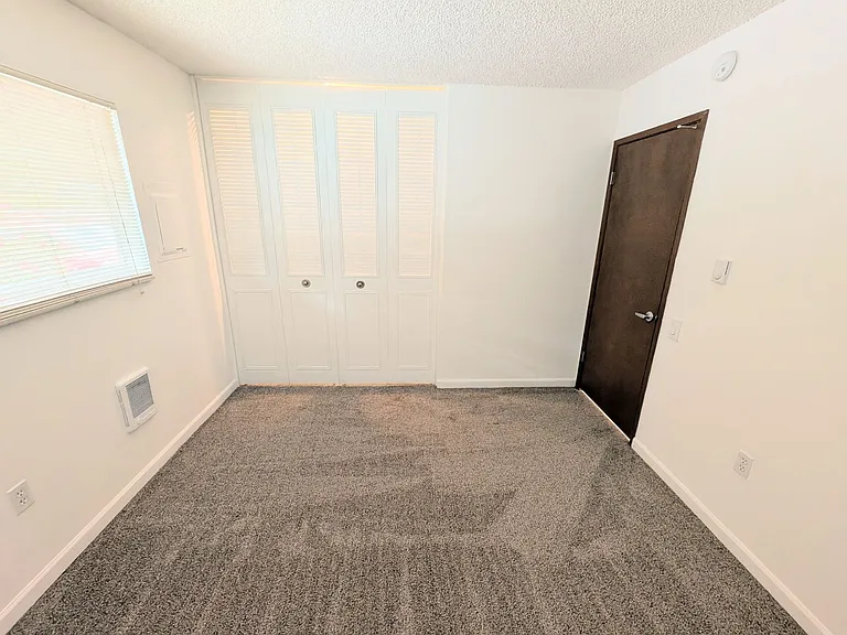 Kingcity Apartments — Photo 79