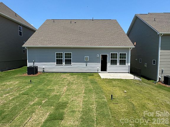 3rd image of 1302 Swift Ln #100