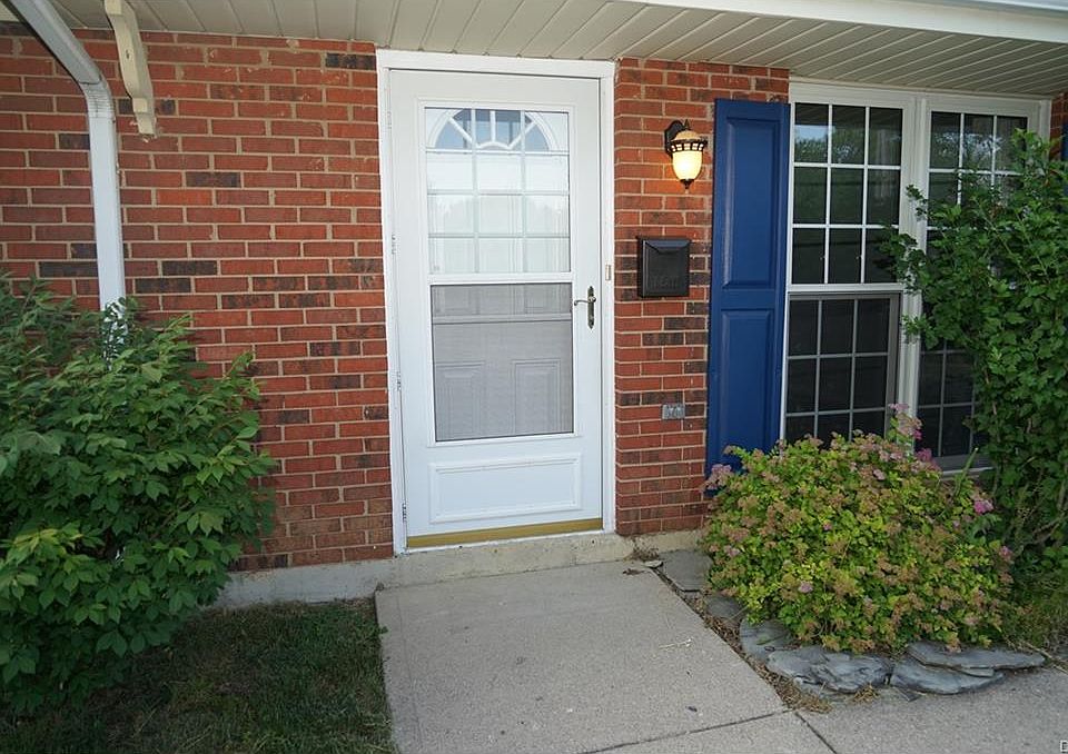221  Oxford Drive Fairborn OH 45324