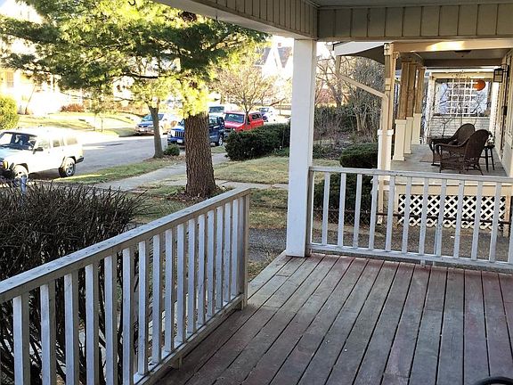 3rd image of 2691 Deming Ave