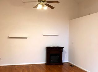 105 Stewart Ln, Chapel Hill, NC 27514