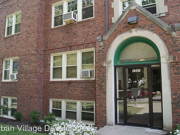 3rd image of 3507 Jones St APT 310
