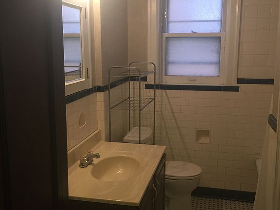 3rd image of 3623 Lafayette Ave