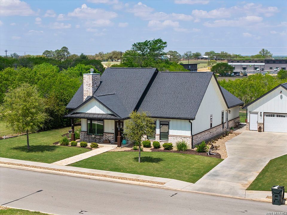1st image of 120 magnolia