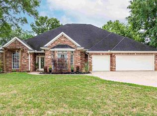 7647 Cobblestone Ter, Lumberton, TX 77657