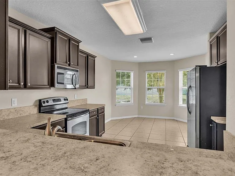 6838 Glenbrook Dr — Photo 6