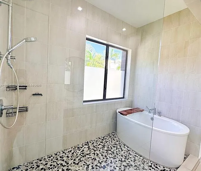 8286 NW 51st Ter #8286 — Photo 21
