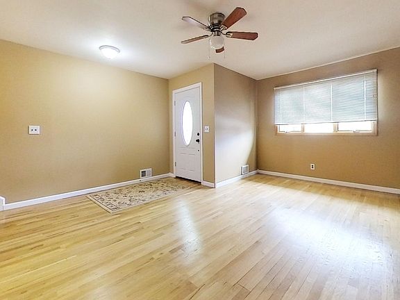 2nd image of 691 Katan Ave