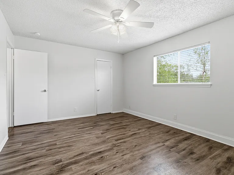 4813 Fred May St — Photo 20