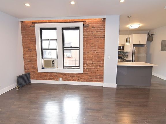 3rd image of 611 W 163rd St APT 54