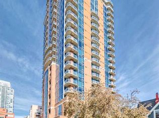 817 N 15th Ave SW #402, Calgary, AB T2R 0H8