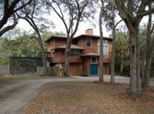 2373 Fiesta Dr, Sarasota, FL 34231