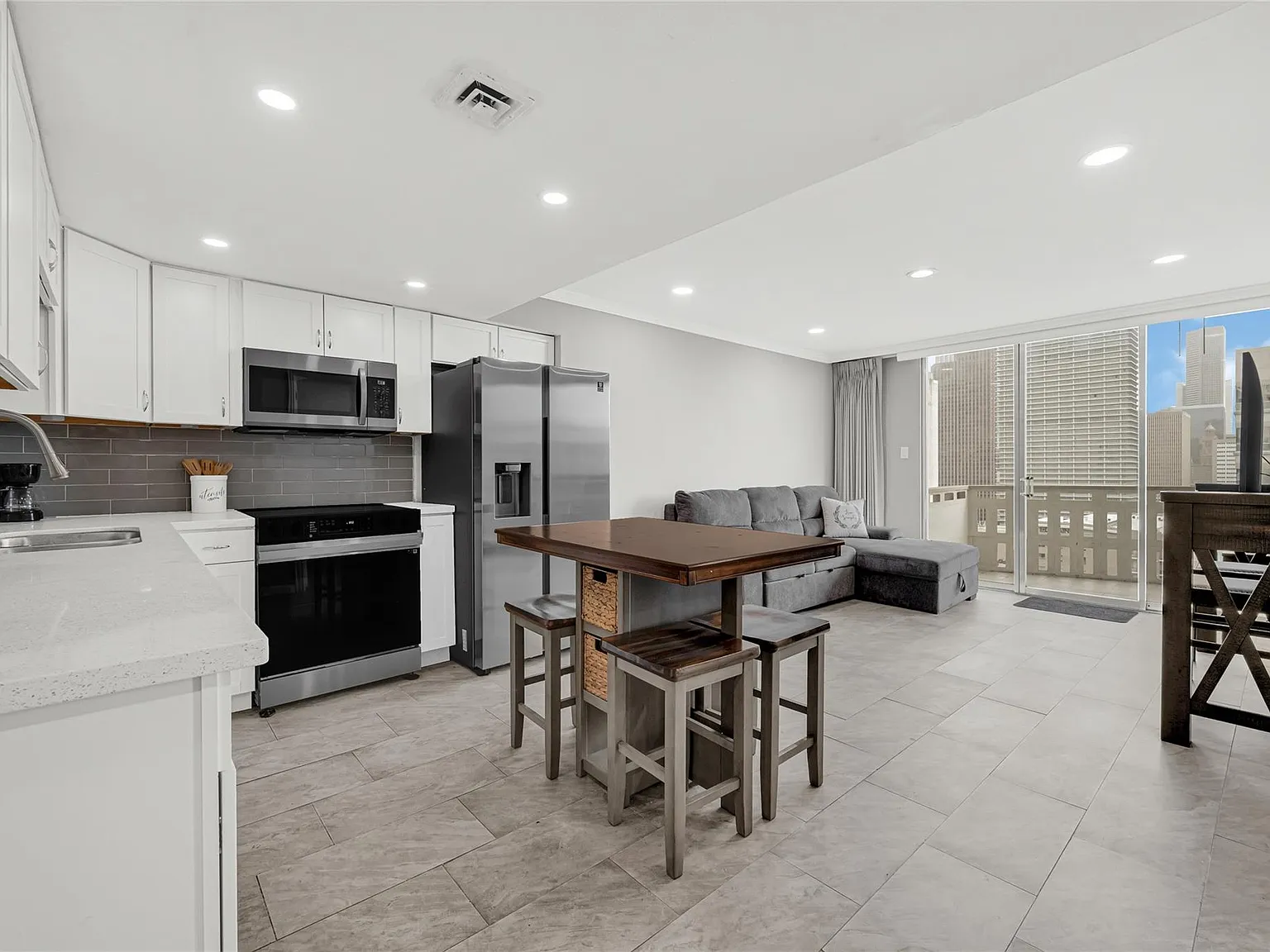 1 bed, 1.0 bath, 625 sqft, $1,500 — Photo 4