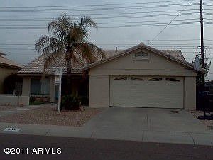2nd image of 1036 W Paseo Way