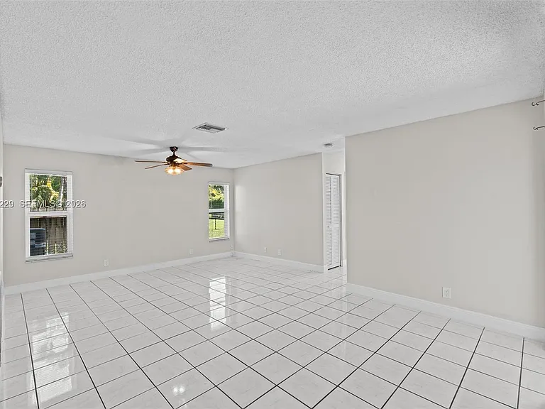 3165 NW 116th Ave — Photo 28