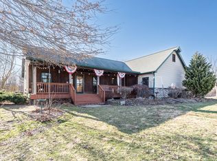 3534 Dexter Trl, Stockbridge, MI 49285