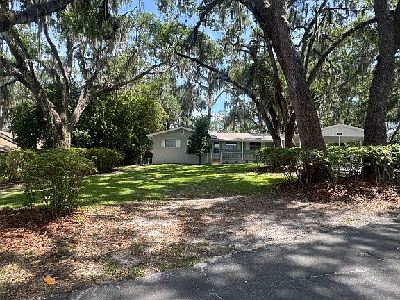 2nd image of 505 Colonial Dr
