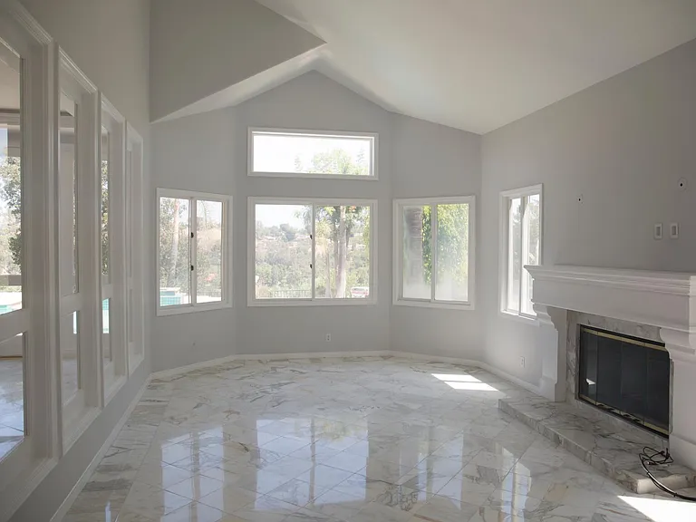 24825 Alexandra Ct — Photo 17
