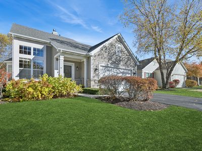 2325 Carillon Dr, Grayslake, IL, 60030