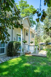 2610 Greenlawn Ave, Commerce Township, MI, 48382