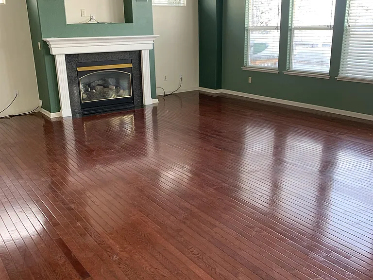 4819 Elkcreek Trl — Photo 3
